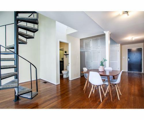 Apartamento Unique Old City Loft - Minutes From Market Square