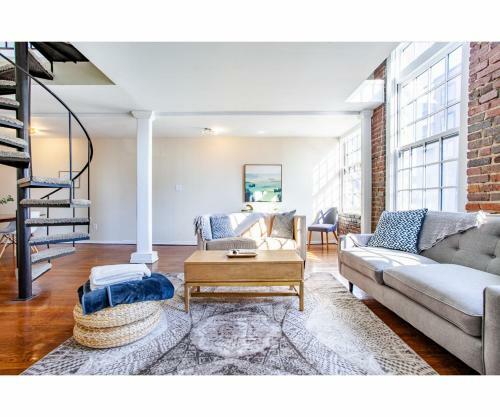 Apartamento Unique Old City Loft - Minutes From Market Square