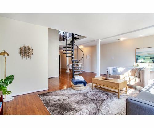 Apartamento Unique Old City Loft - Minutes From Market Square