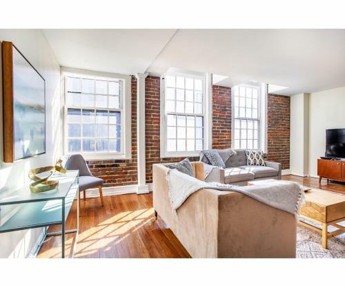 Apartamento Unique Old City Loft - Minutes From Market Square