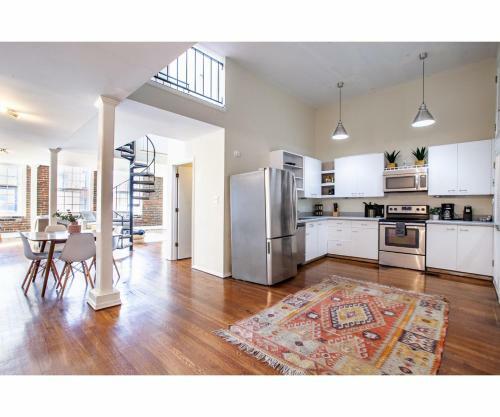 Apartamento Unique Old City Loft - Minutes From Market Square