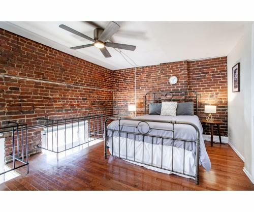 Apartamento Unique Old City Loft - Minutes From Market Square