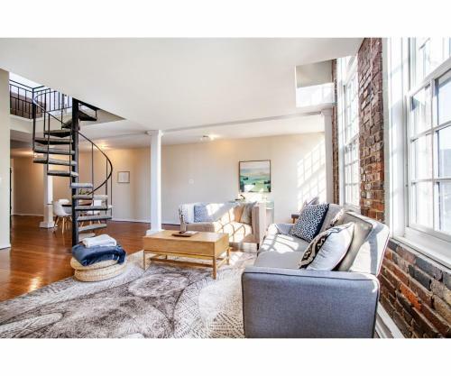 Apartamento Unique Old City Loft - Minutes From Market Square