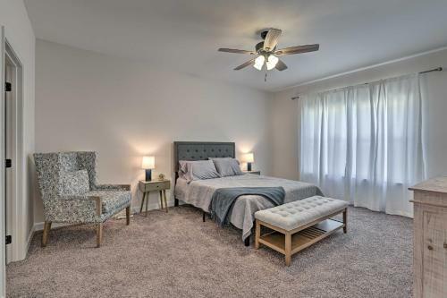 Home In Nashville Suburb Of White Bluff!
