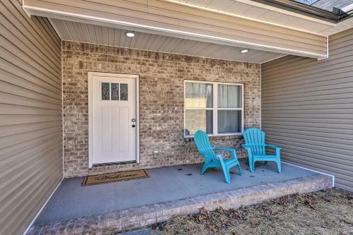 Home In Nashville Suburb Of White Bluff!