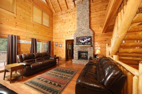 Majestic Manor Cabin