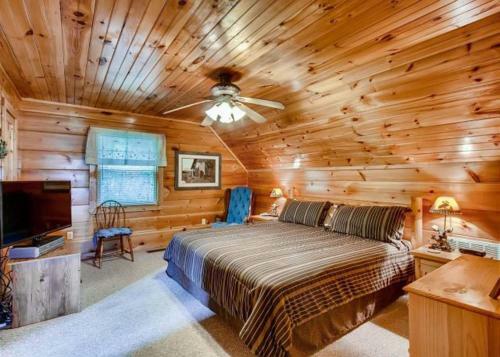 Bearview Heights #244 By Aunt Bug's Cabin Rentals