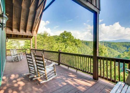 Bearview Heights #244 By Aunt Bug's Cabin Rentals