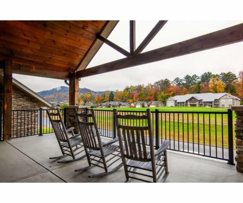 Otter Place - Mountain View And Community Pool