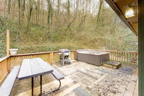 Black Bear Ridge Cabin