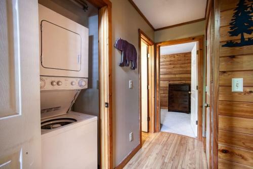 Laurel Valley Charmer With Grill And Golf Course Access