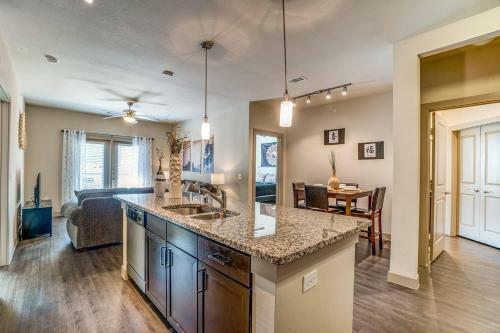 Apartamento Work Play Or Game Day 2 Bedroom 2 Bath