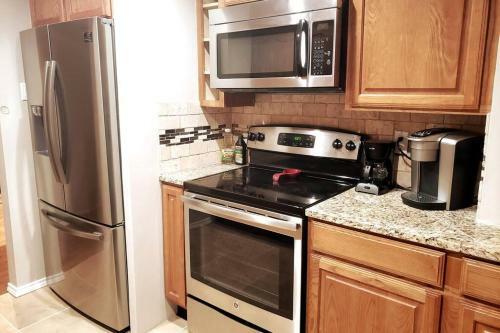 Charming Pet Friendly 3bd/2ba Home In Allen, Tx