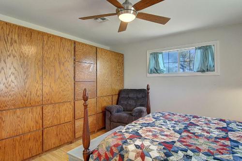 Fantasy Oaks Lodge