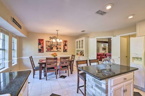 Bedford Digs With Private Pool And Rec Room!