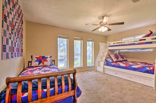 Bedford Digs With Private Pool And Rec Room!