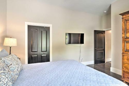 Historic District Guest House Near Riverwalk!