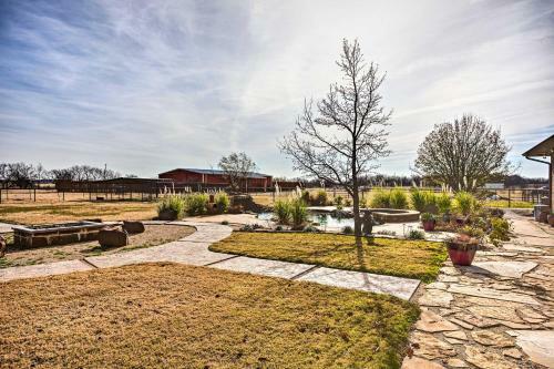 Luxurious Celina Villa On 10 Acres With Pool!
