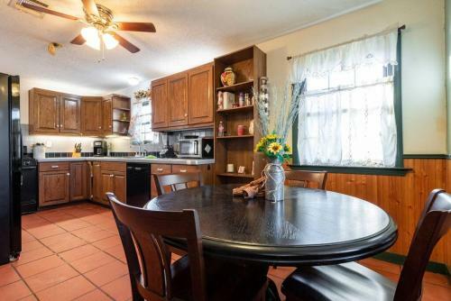 Austin Stone Country Cottage