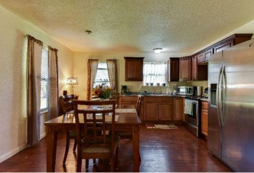 Bed & Breakfast Austin Escape