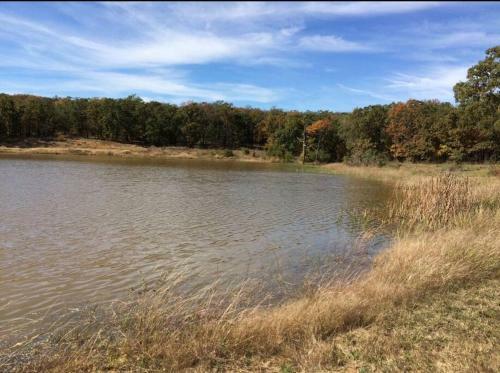 Texas Ranch 26 Acre Country Fishing Cabin