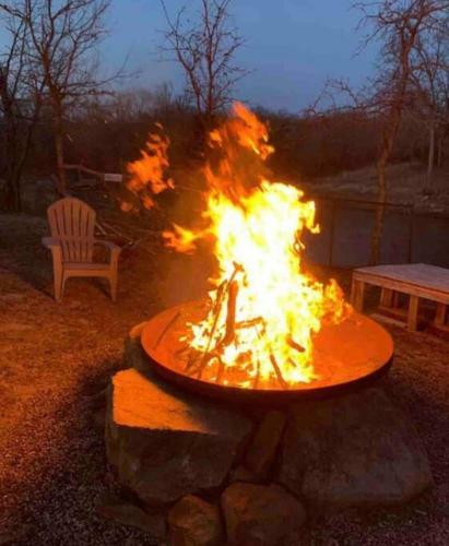 Texas Ranch 26 Acre Country Fishing Cabin