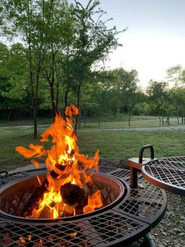 Texas Ranch 26 Acre Country Fishing Cabin