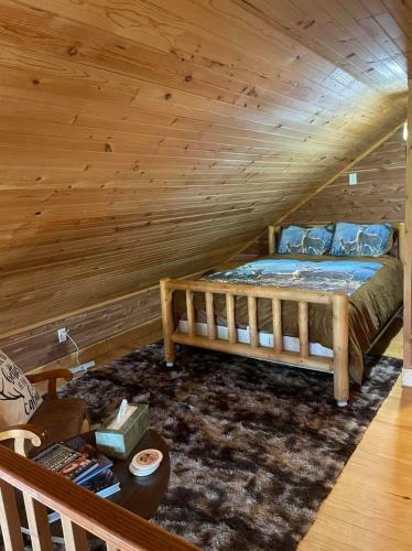 Whites Creek Lodge