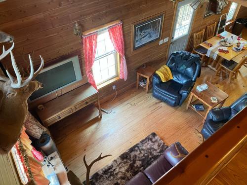 Whites Creek Lodge