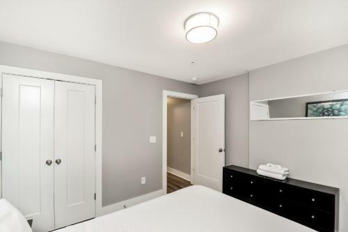 Apartamento Cozy & Convenient 1 Br Apt! Minutes To Downtown!