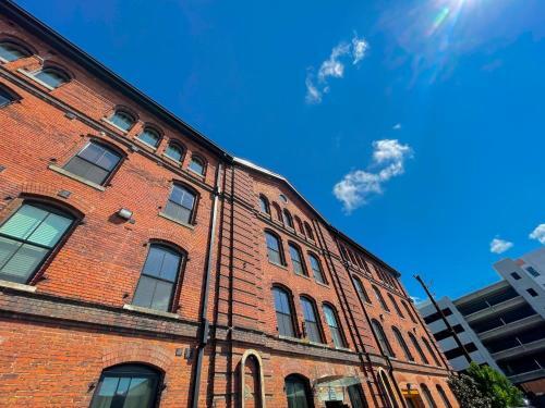 Modern Luxury At The 1865