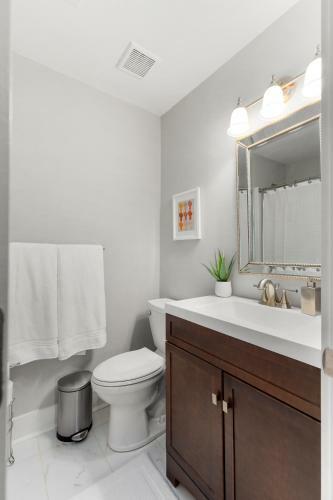 Charming Modern 3-bedroom Home In East Nashville!