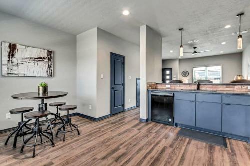 Stunning New 2/2.5 Condo In College Station-#305