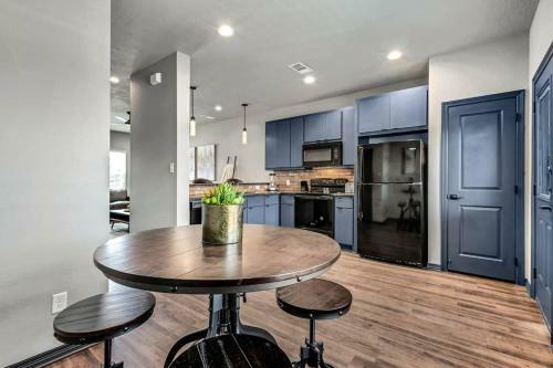 Stunning New 2/2.5 Condo In College Station-#305