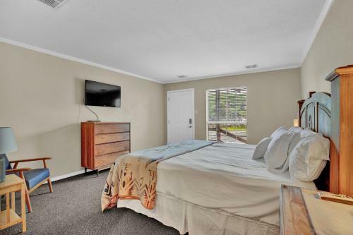 Hotel Maven's Inn & Grill