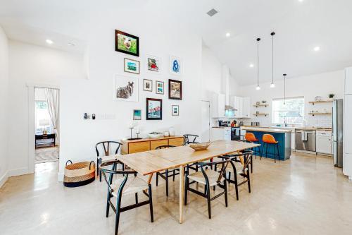 Gallagher Hideaway