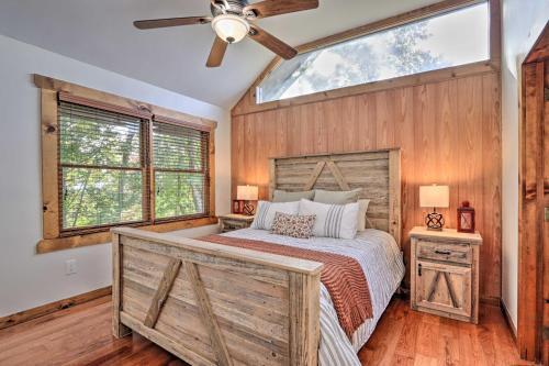 Upscale Gatlinburg Cabin With Hot Tub And Views!