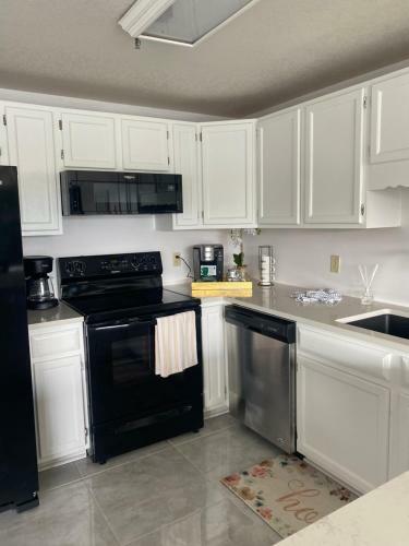 River Place Condos 711 3bd