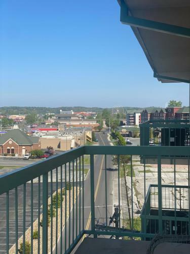 River Place Condos 711 3bd