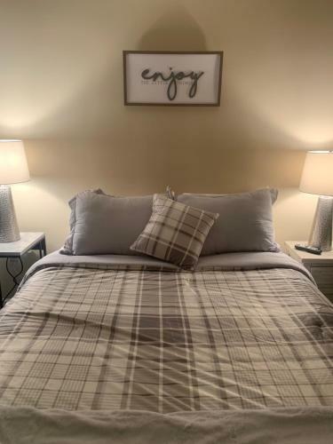 River Place Condos 711 3bd