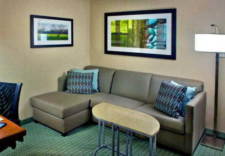 Hotel Springhill Suites Long Island Brookhaven