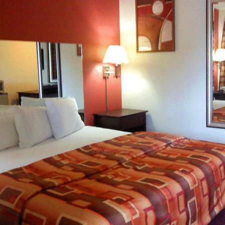 Motel Budget Lodge Buena
