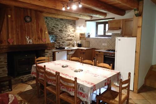 Artiguelongue Grange Restaur�e