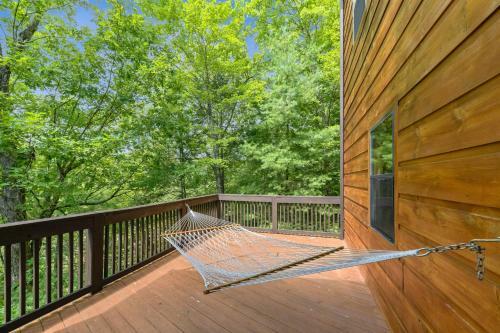 Livin On Mountain Time Holiday Home