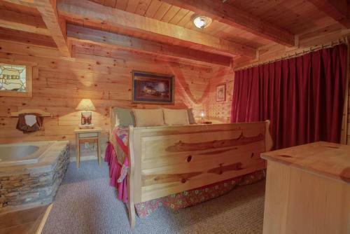 ?pigeon Forge? View 2 King Bed Gsmnp Wifi Hot Tub!