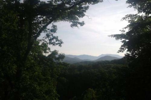 Great View! Pool Table,hot Tub,privacy,fireplace
