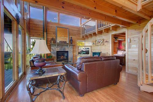Total Relaxation @ Shooting Star: 100-mile Views!
