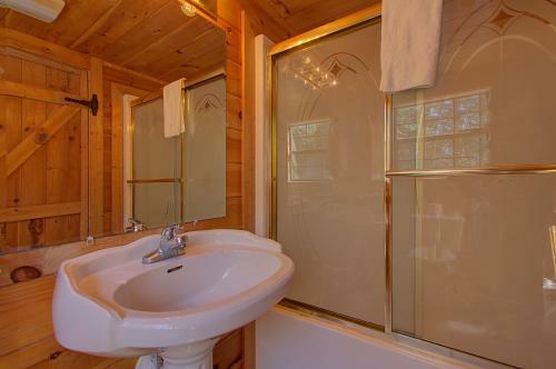 Total Relaxation @ Shooting Star: 100-mile Views!