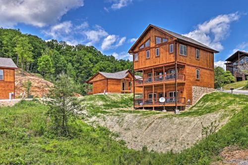 Mtn-view Cabin With Decks, Theater And Game Rooms