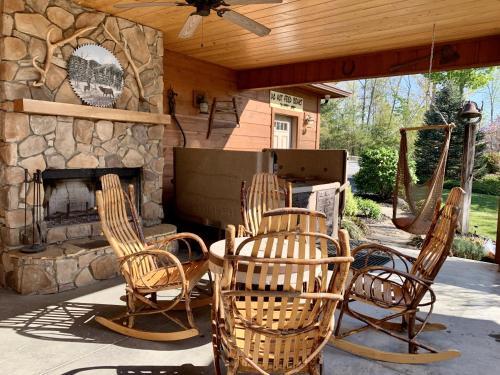 Kim's Cove Cabin